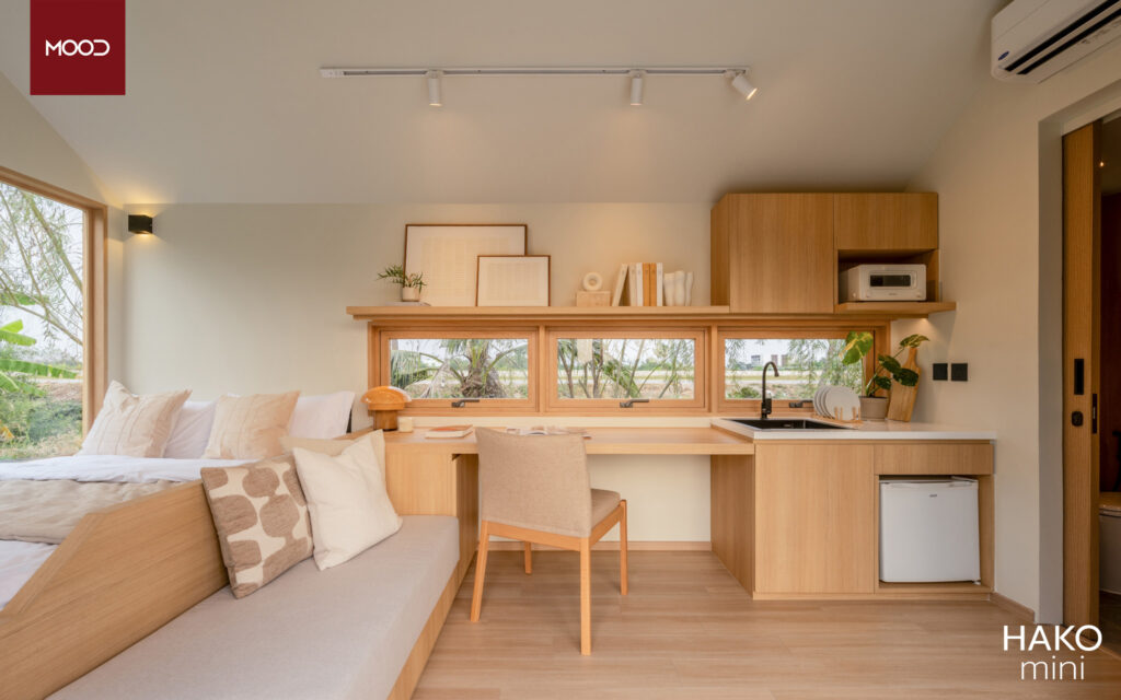 มุมทำงานมองสวน